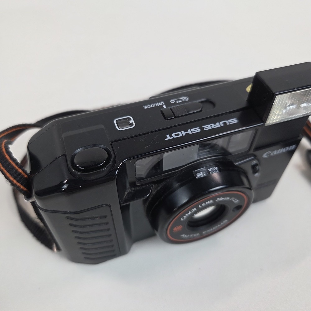 Canon Sure Shot Vintage 35mm Film Camera 38mm f/2.8 - Powers On - Picture 3 of 15